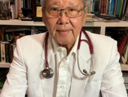 Mahaguru dr Oei Yang Hae, Sepanjang Jalan Mencerahkan