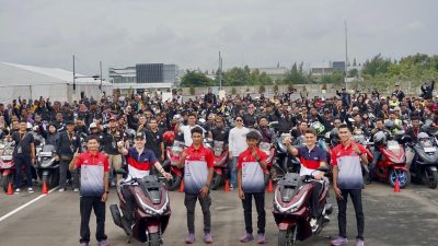 Enaknya Punya PCX, 500 Bikers Honda Bertemu Langsung Pebalap MotoGP