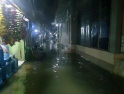 “Banjir Rob Guncang Muara Angke Malam Ini! Air Tembus 55 CM, Pramono ngapain?