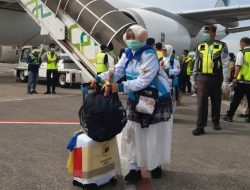 Jemaah Haji Mulai Tiba di Solo, Pengecekan Suhu Tubuh Ketat untuk Antisipasi MERS-CoV