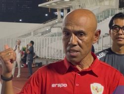 Simon Tahamata Menangis Usai Saksikan Timnas Indonesia Dibantai Jepang