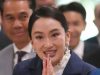 Baru 10 Bulan Memimpin, PM Thailand Didesak Mundur Gara-gara Skandal Telepon