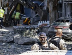 Iran Luncurkan Serangan 3 Gelombang ke Israel dalam 2 Jam, Rudal-Rudal Kembali Menghantam
