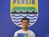 Hamra Hehanussa Resmi Gabung Persib, Bek Serba Bisa Andalan Hodak