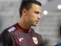 Emil Audero Nikmati Liburan Seru di Lombok, Main Bola Bareng Warga