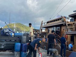 Pengisian BBM Kapal di Labuan Bajo Masih Pakai Jeriken,ini tanggapan KSOP