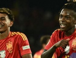 Nico Williams Ngotot Gabung Barcelona, Sudah Ngobrol dengan Hansi Flick!