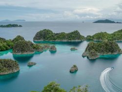 Bahlil Klaim Tambang Jauh dari Wisata Raja Ampat, Greenpeace Bantah: “Jangan Menyesatkan Publik!”