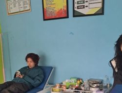 Ngeri! Jip Wisata Bromo Jatuh ke Jurang 60 Meter, 2 Turis Terluka