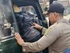 Nekat! Pengemis Lempar Batu ke Motor di Bantul