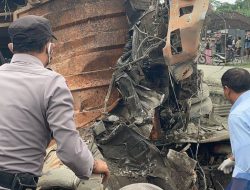 Gempar! Truk Semen Hantam Mobil & Warung di Bali! 4 Tewas