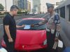 Kebut-Kebutan dan Tanpa Pelat, Dua Ferrari Supercar Ditilang Polisi di Tol Jakarta