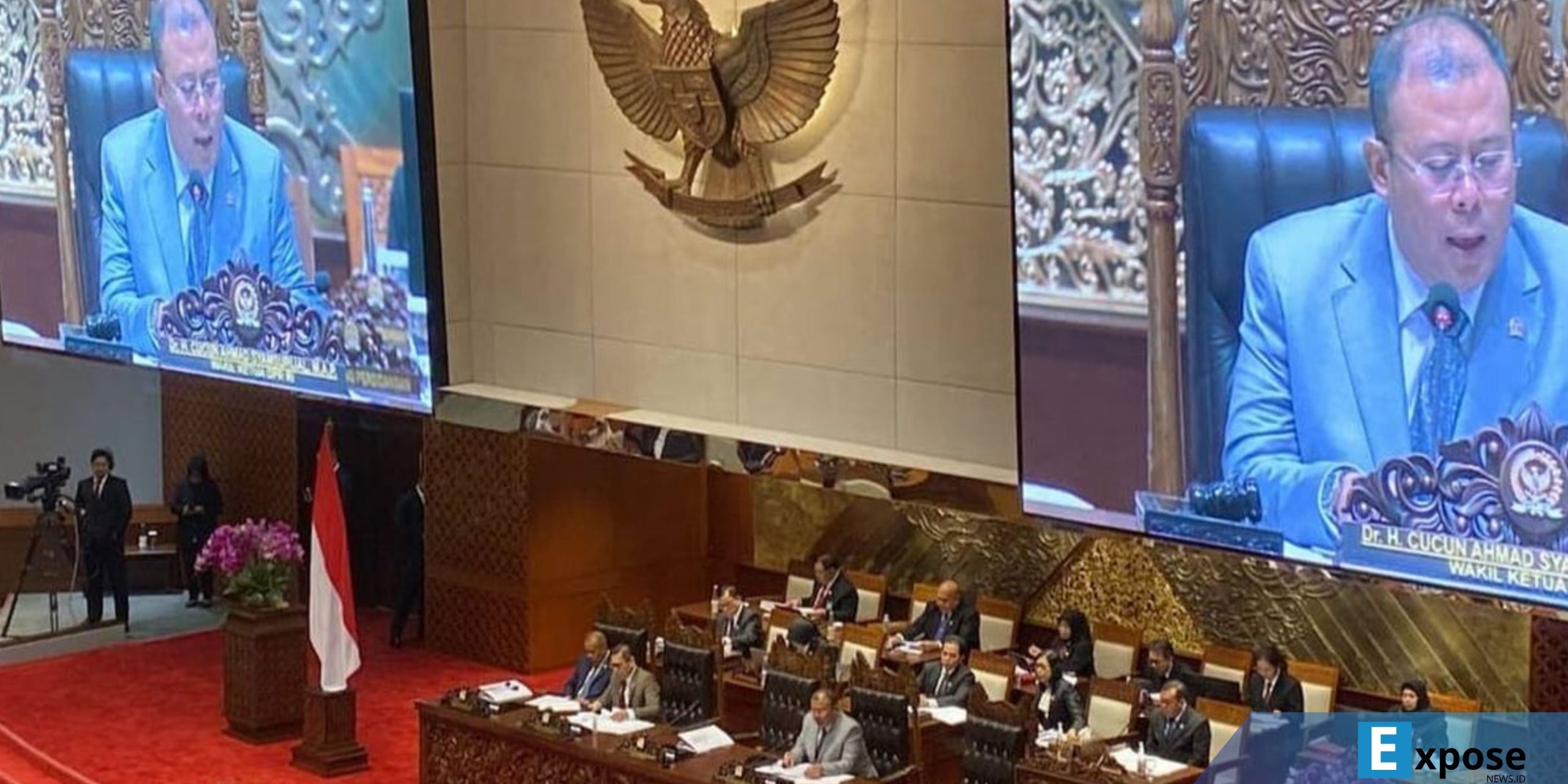 Wakil Ketua DPR RI Cucun Ahmad Syamsurijal dalam Rapat Paripurna DPR RI ke-3 Masa Sidang I