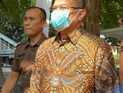 Bupati Pati Tiba di KPK: “Saya Hanya Memenuhi Panggilan,”