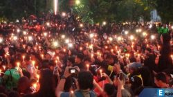 Ribuan masyarakat berkumpul di Kota Malang, Jawa Timur mengikuti aksi solidaritas di Alun-Alun