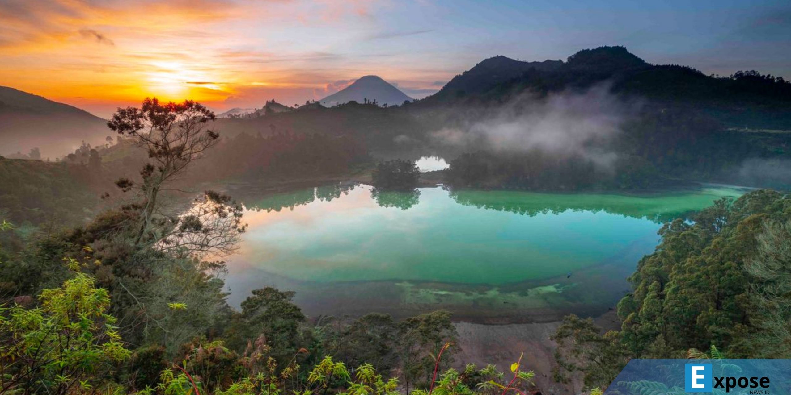 Telaga warna Di Dieng Wonosobo. Kawasan Dataran Tinggi Dieng kini resmi berstatus Geopark Nasional