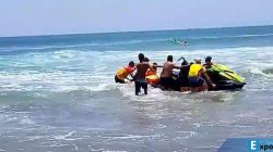 Proses evakuasi warga negara asing asal Inggris yang ditemukan meninggal di Bali