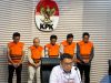 Komisi Pemberantasan Korupsi (KPK) menetapkan Direktur Utama PT. Bank Perkreditan Rakyat Bank Jepara Artha (Perseroda) Jhendik Handoko sebagai tersangka bersama 4 orang lainnya