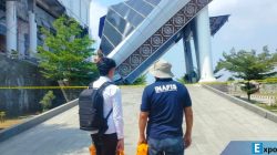 Tim Inafis Polres Brebes mendatangi Kantor Pemkab Brebes, Jawa Tengah pasca ambruknya atap teras depan bangunan