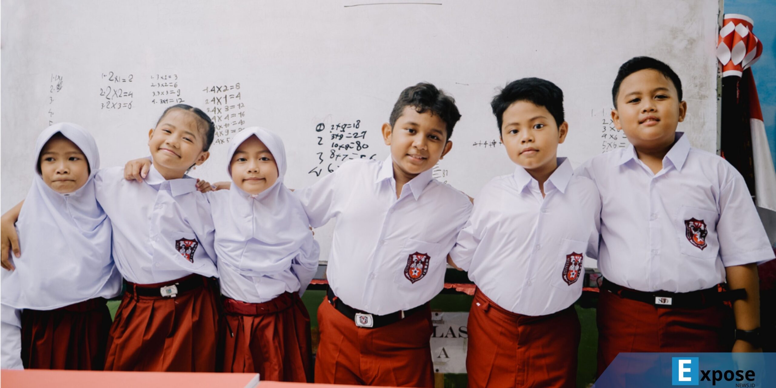 Ilustrasi siswa. Lagu Hari Baru diharapkan menjadi bagian penting dalam kegiatan MPLS Ramah 2025 di seluruh Indonesia