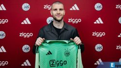 Satu Aspek yang Harus Diasah Maarten Paes Menurut Pelatih Ajax