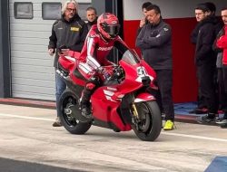 Ducati Resmi Uji Coba Desmosedici GP27 Bermesin 850 cc di Misano