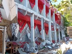 Gempa Bitung M 7,6 Runtuhkan Kanopi GOR KONI Manado, Seorang Lansia Tewas Tertimpa