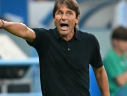 De Laurentiis Disebut Tak Akan Halangi Conte Andai Pilih Latih Timnas Italia