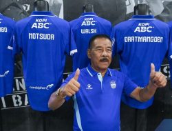 Persib Bandung Resmi Ikat Ragnar Oratmangoen dengan Kontrak 3 Tahun