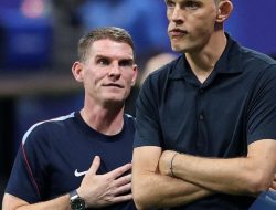 Rooney Nilai FA Sebaiknya Bertahan dengan Tuchel Kecuali Guardiola Tersedia