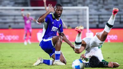 bek Persib, Gabriel Mutombo