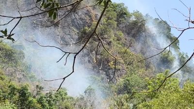 Karhutla Melahap 60 Hektar Geopark Maros-Pangkep,
